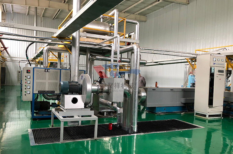 紡熔無紡布設備2.jpg 紡熔無紡布設備2.jpg