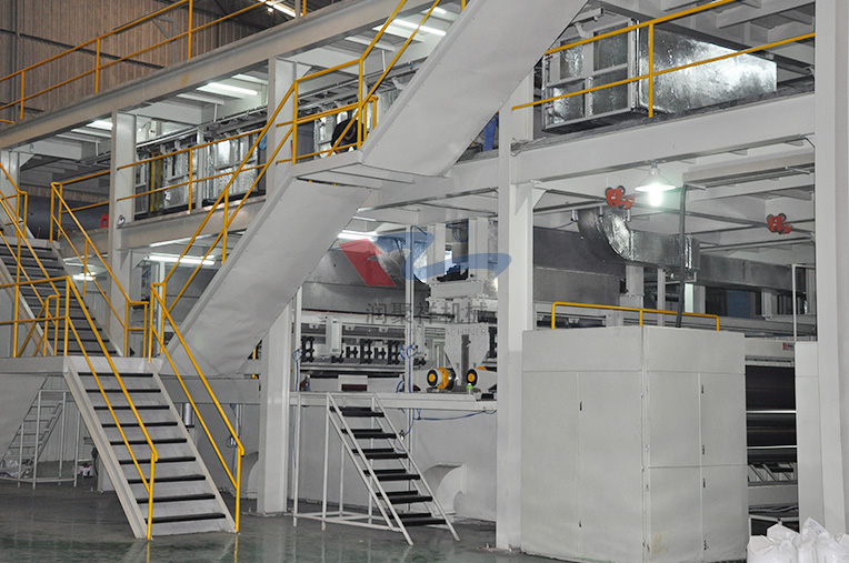 無紡布設(shè)備13.jpg 無紡布設(shè)備13.jpg